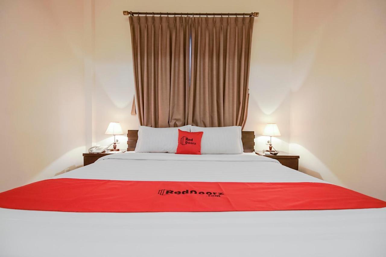 Reddoorz @ Ap Pettarani 2 2* Makassar